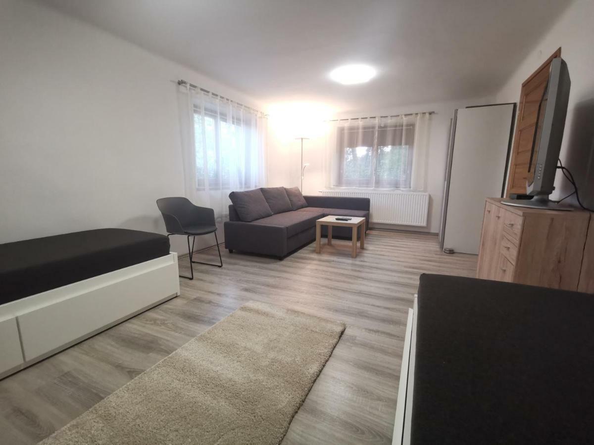 Szent Erzsebet Apartmanhaz Kecskemét Eksteriør bilde