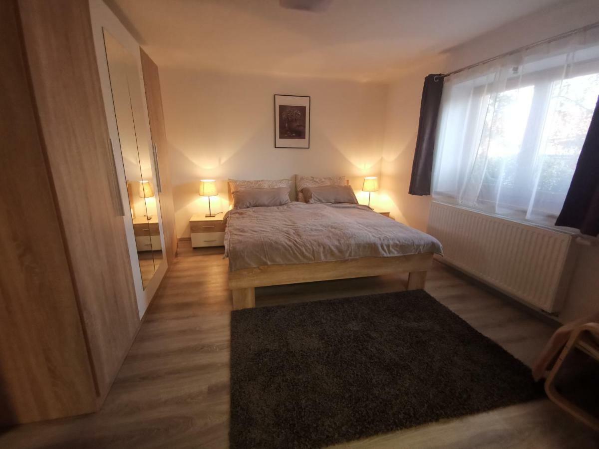 Szent Erzsebet Apartmanhaz Kecskemét Eksteriør bilde